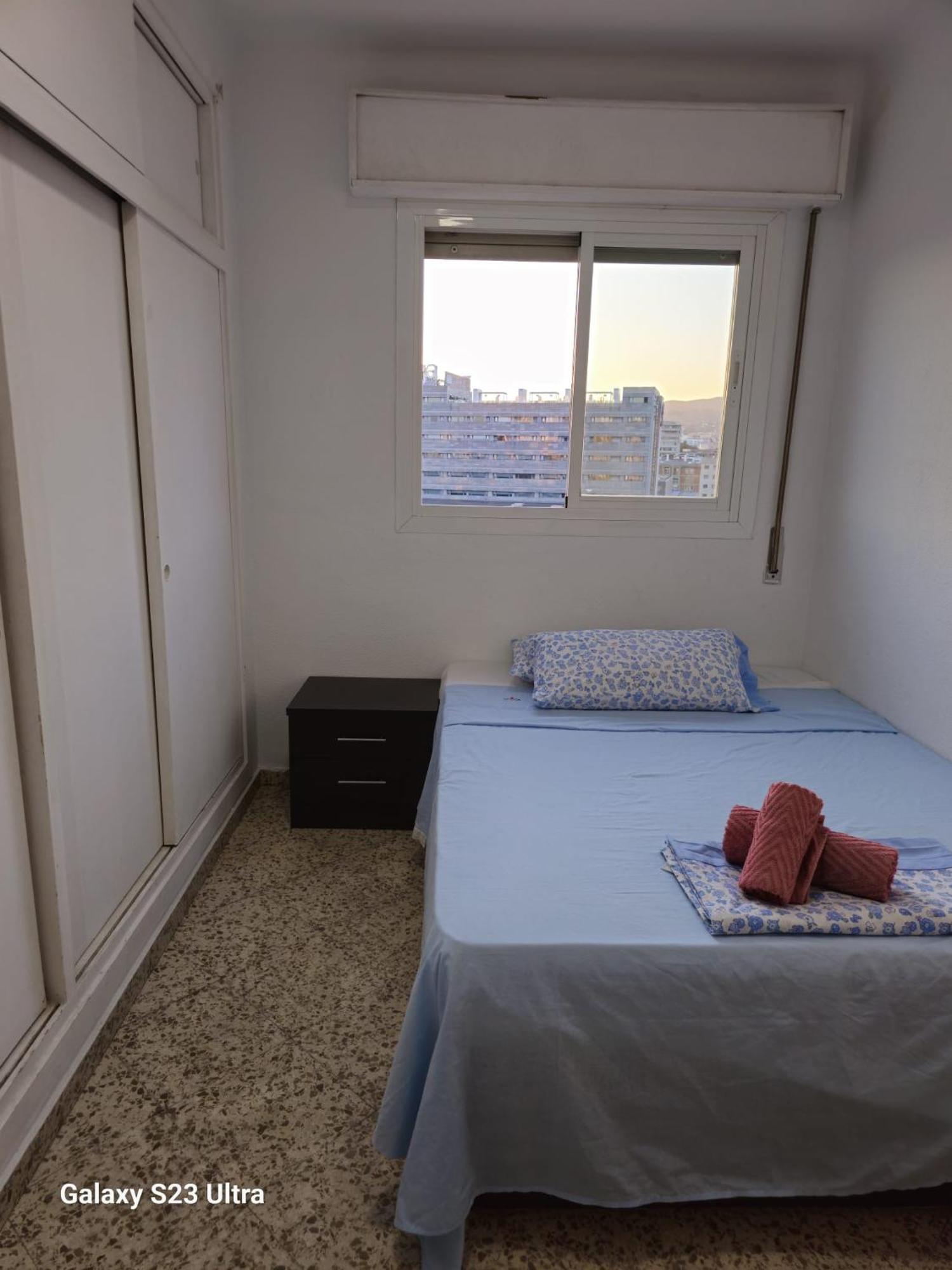 C Habitacion Preciosa Grande Privada Centro Y Cerca De La Playa Wi-fi Málaga