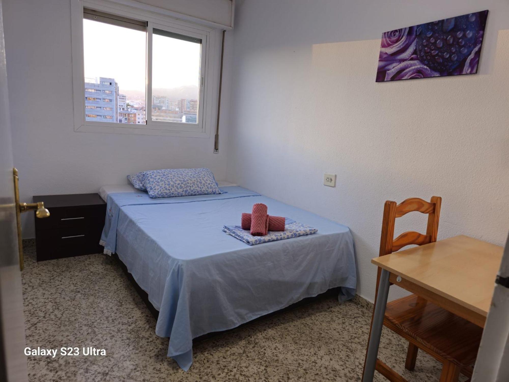 C Habitacion Preciosa Grande Privada Centro Y Cerca De La Playa Wi-fi Privat bolig *
